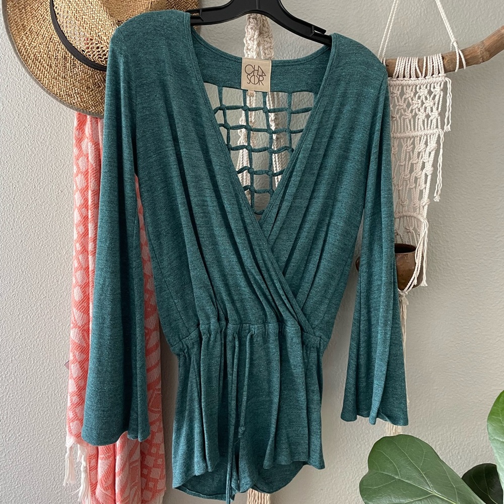 Chaser Heather Grey/Blue Knot Back Cut Out Romper Sz XS only worn once!